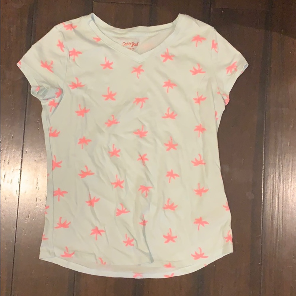 blue 💙shirt with 💗pink palm trees